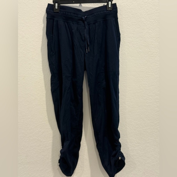 Lululemon Black Jogger Pants - Picture 2 of 8